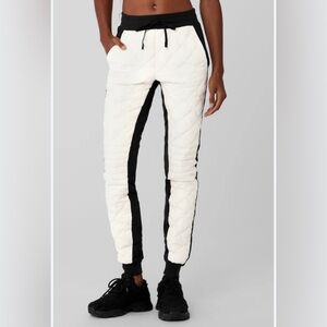ALO Airbrush Winter Warm High-Waist Moto Puffer Pant